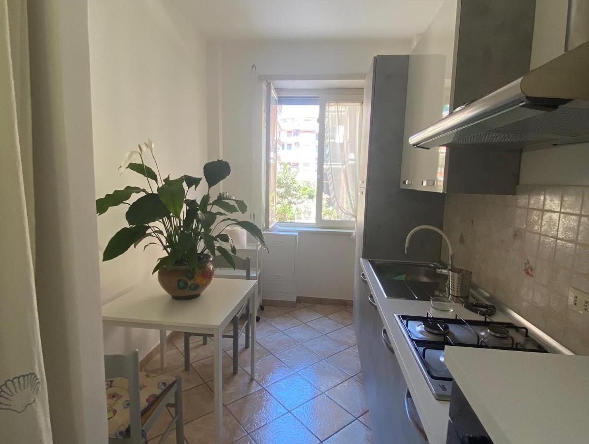 Tra Mare E Arte Apartment Lido di Ostia Ngoại thất bức ảnh