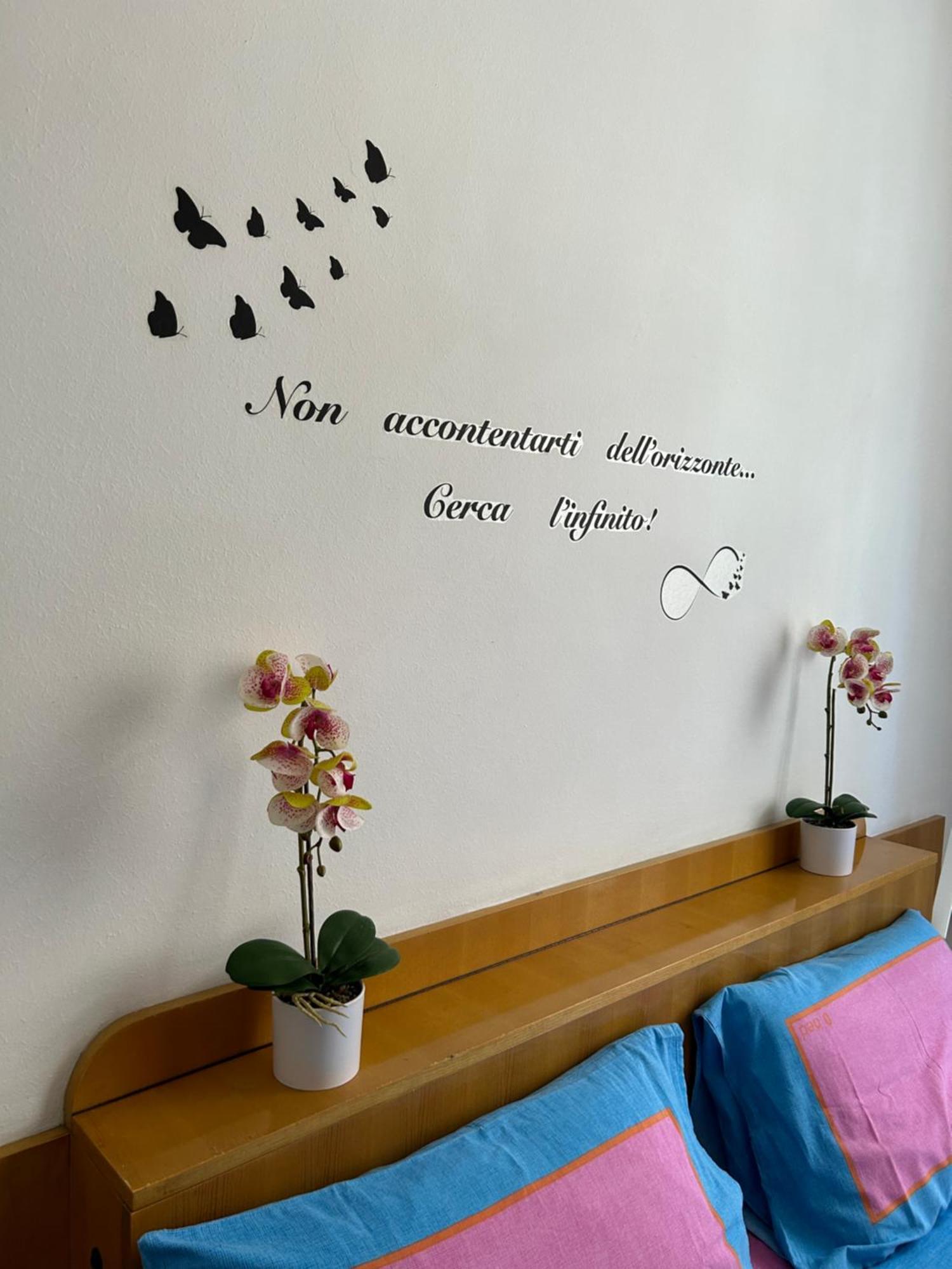 Tra Mare E Arte Apartment Lido di Ostia Ngoại thất bức ảnh